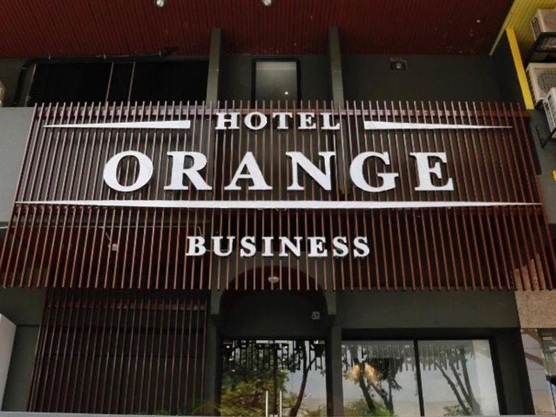 Orange Business Hotel Петалинг-Джая Экстерьер фото