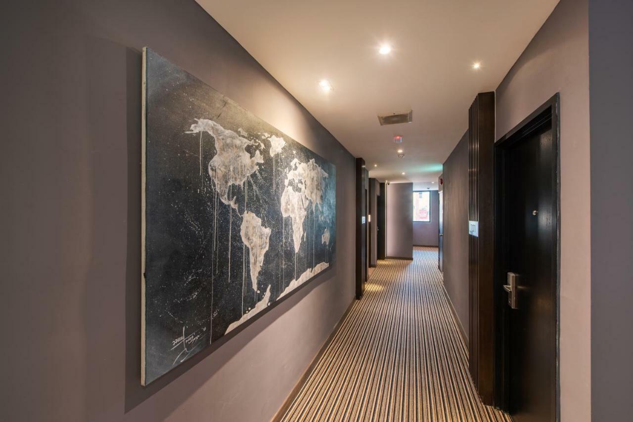 Orange Business Hotel Петалинг-Джая Экстерьер фото